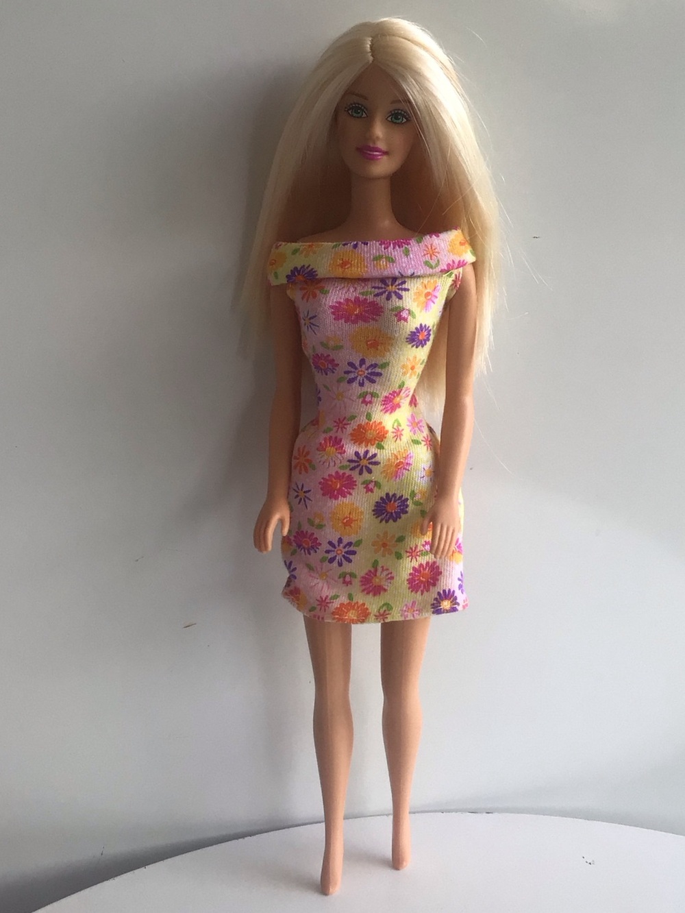 Barbie Great Date floral dress Y2K vintage 90s retro doll
